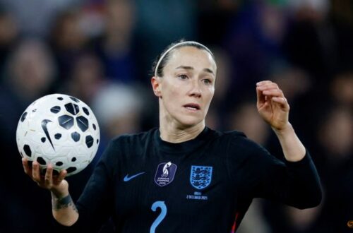 Lucy Bronze Dukung UEFA Hadapi FIFA dan Infantino