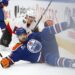 Pelatihan Edmonton Oilers dan Jake Walman di bek kiri